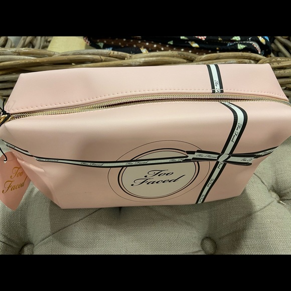 Makeup bag - Picture 2 of 5